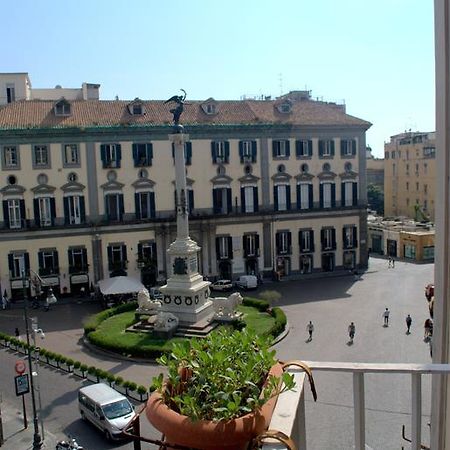 Relais Piazza Dei Martiri Bed & Breakfast Napoli Cameră foto